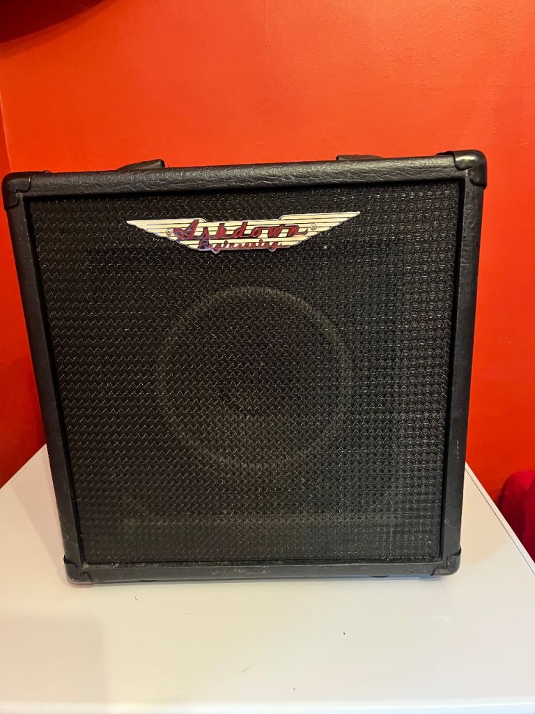 Bass amplifier 
