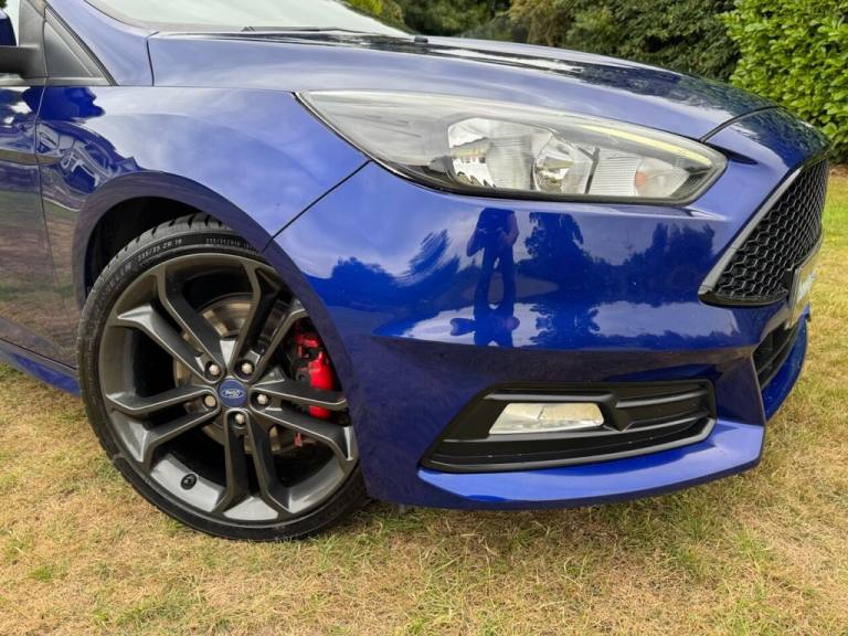 2015 Ford Focus 2.0T EcoBoost ST-2 5dr HATCHBACK PETROL Manual