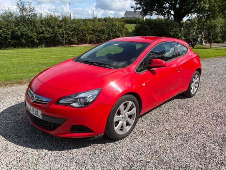 Vauxhall, ASTRA GTC, Hatchback, 2015, Manual, 1364 (cc), 3 doors