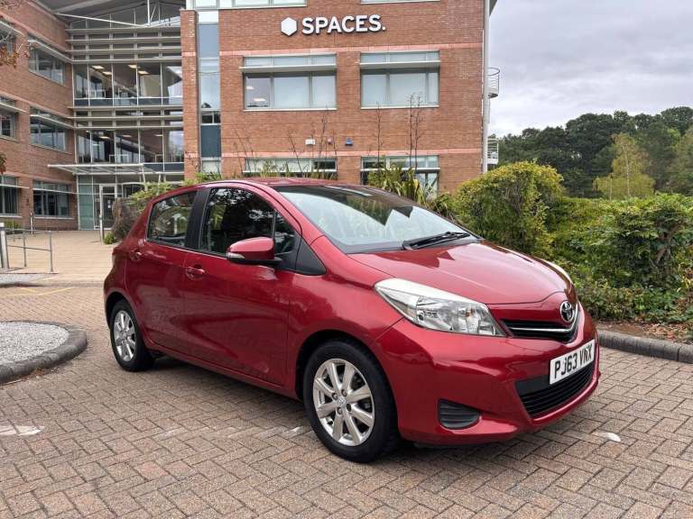 2013 Toyota Yaris 1.33 Dual VVT-i TR Hatchback 5dr Petrol Manual Euro 5 (101 ps)