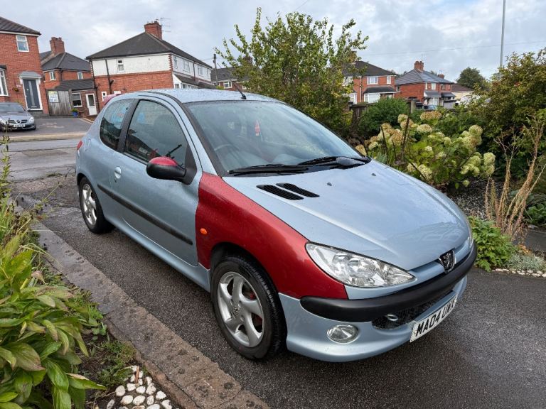 Peugeot, 206, Hatchback, 2004, Manual, 1360 (cc), 3 doors