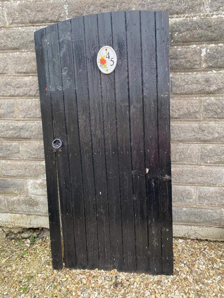 WOODEN GARDEN GATE
