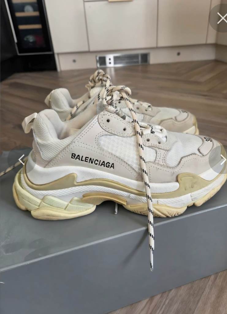 Balenciaga triple s
