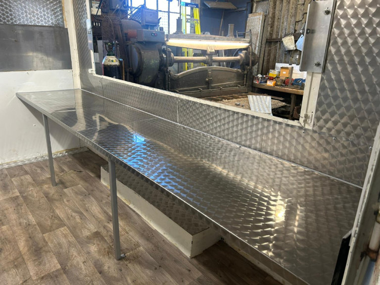 Catering trailer burger van mobile kitchen horsebox food truck equipment 