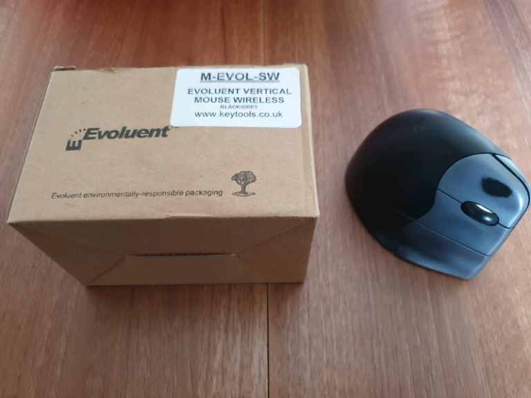 Vertical wireless mouse 