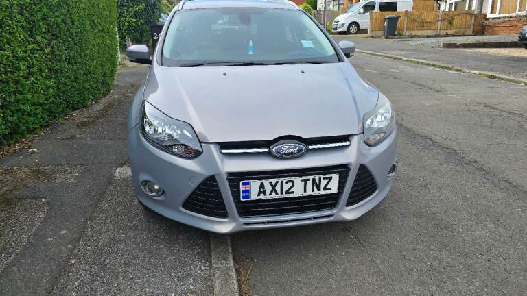 Ford focus titanium 2012 estate .