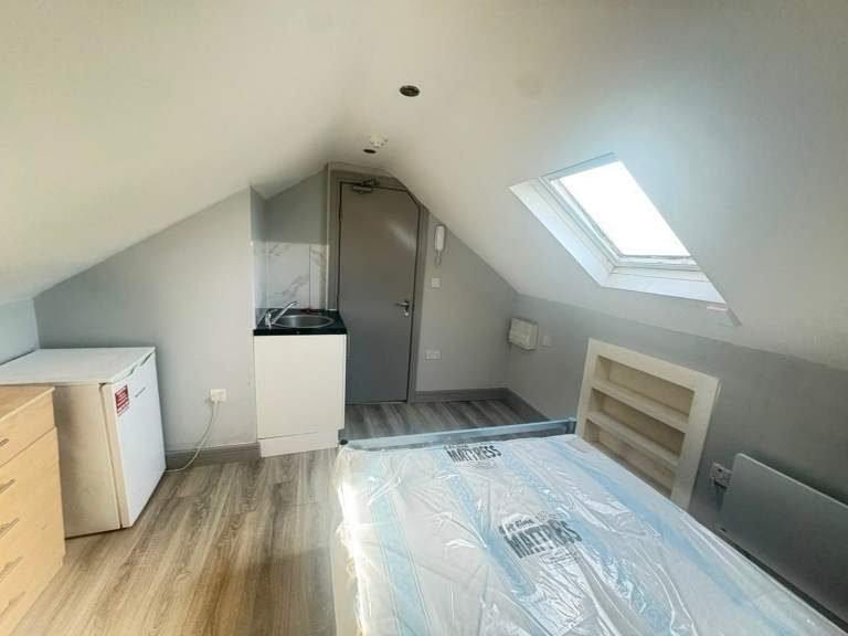 BENEFITS ACCEPTED - Studio Flat Available in Catford Lewisham SE6