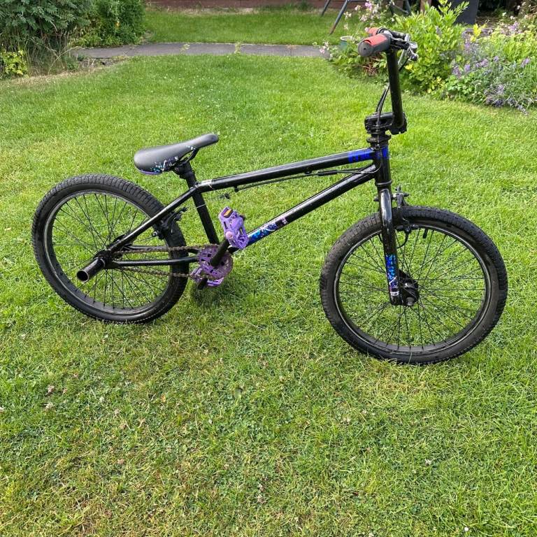 Original BMX Mongoose Subject 2011 Black Blue Purple, 20-inch Wheels