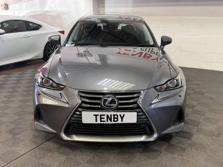 2018 Lexus IS 300h Executive Edition 4dr CVT Auto SALOON PETROL/ELECTRIC Automatic