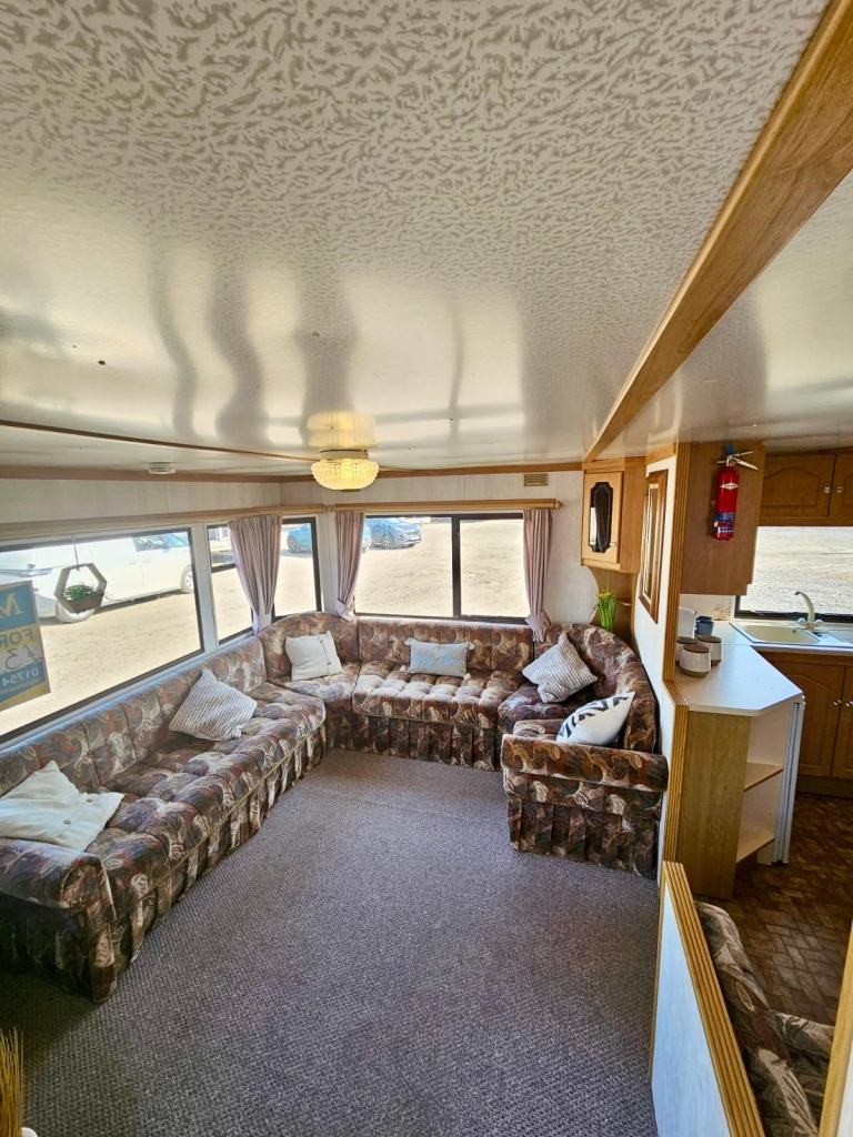 Willerby Granada 32x12 2 Bed 6 Berth Static Caravan With Delivery Available 
