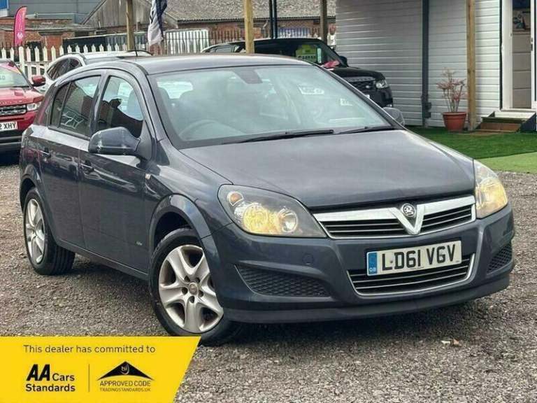 2011 Vauxhall Astra 1.6i 16V Active [115] 5dr HATCHBACK PETROL Manual