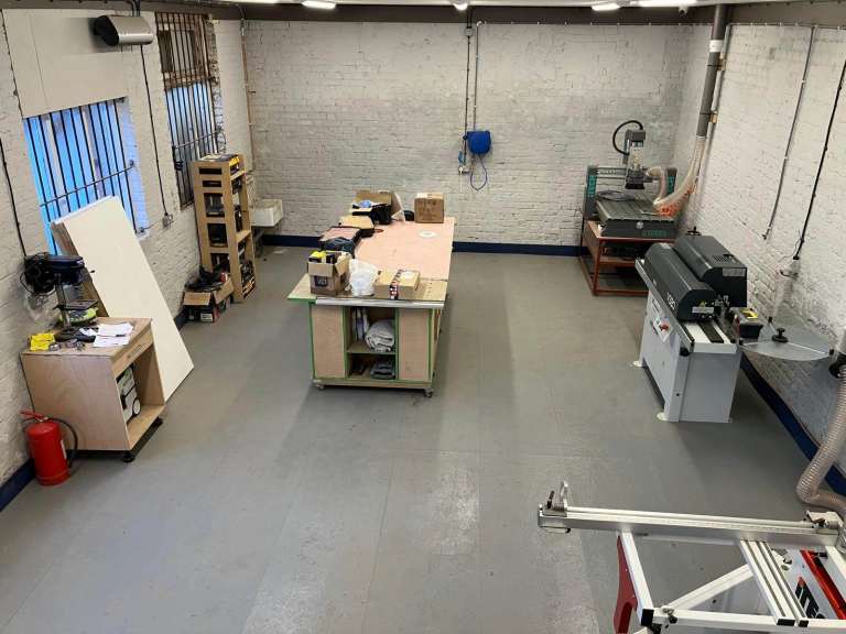 Light Industrial Workshop Unit To Rent in Edmonton N18