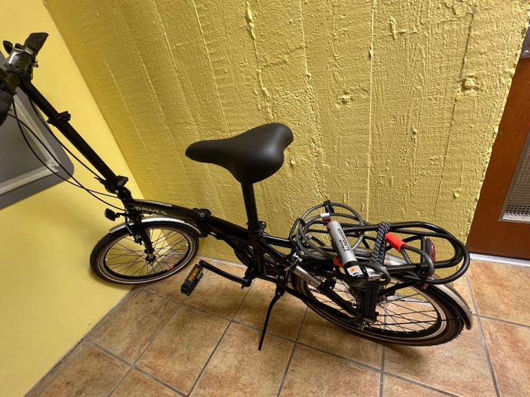 20” folding bike in London (€48 theft-protection with lock, pannier bag ...