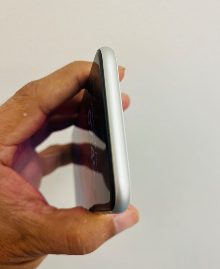 iPhone SE (2nd Generation) White 128GB Unlocked . Excellent condition.