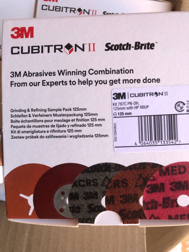 image for 3M 5 inch cleaning and stripping kit 