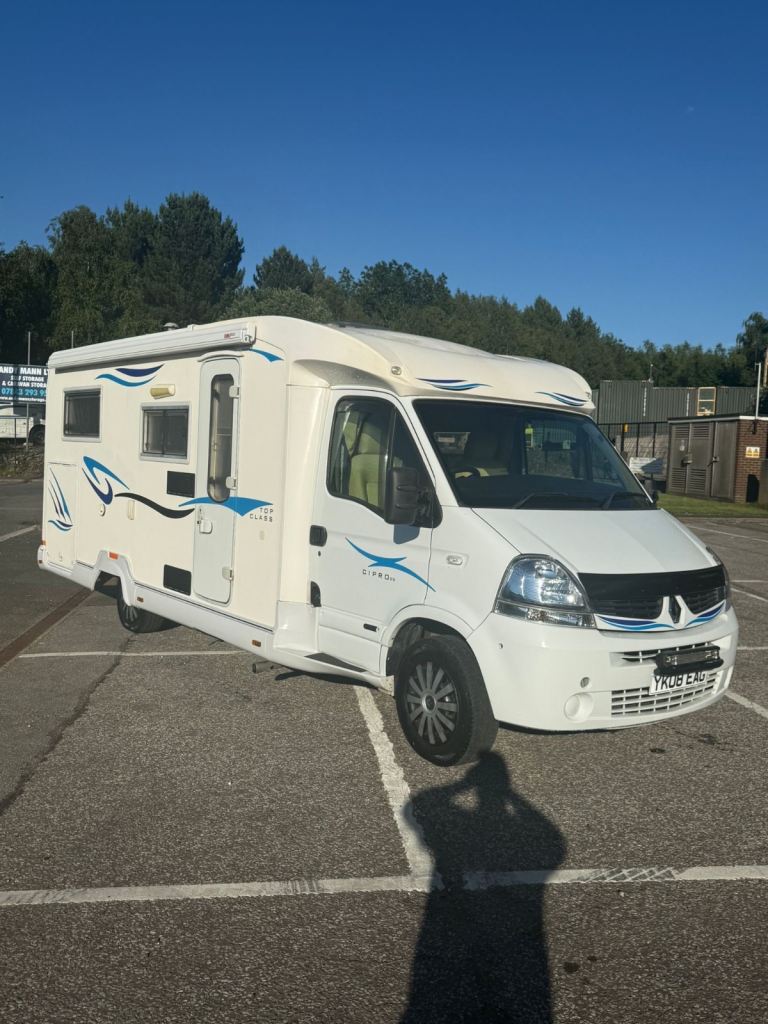2008 Renault CI Cipro 85 Motorhome - large rear garage. 3.5 tonne - drive on standard car licence 