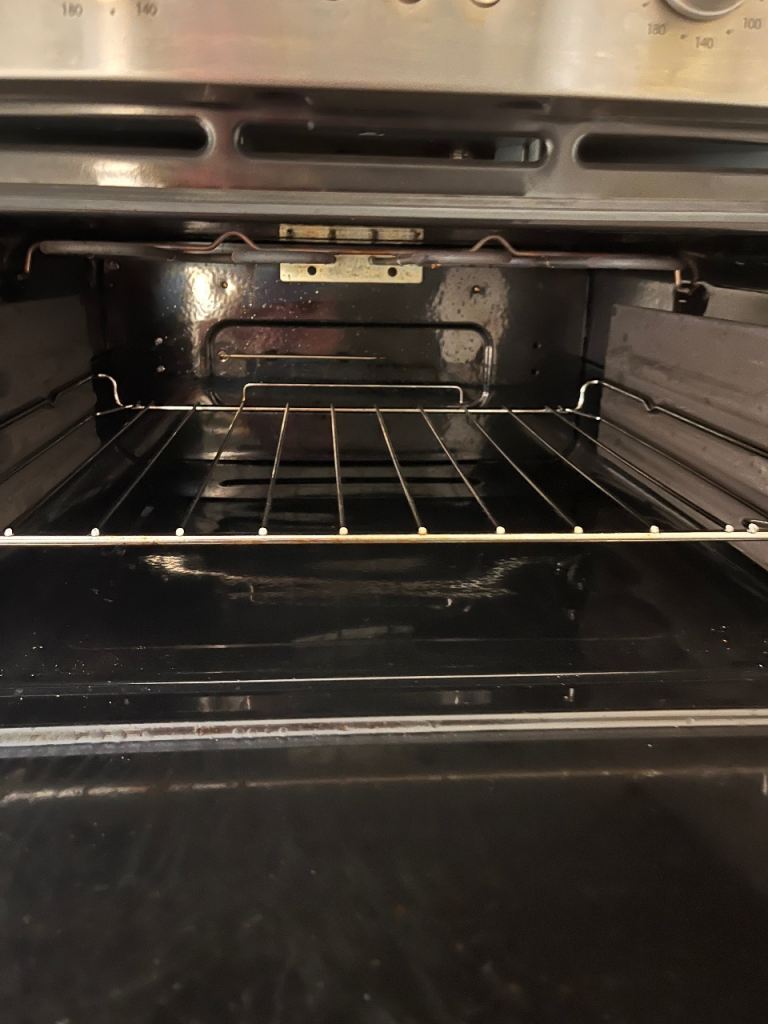 Integrated Indesit electric double fan oven