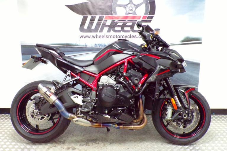 2020 KAWASAKI Z H2 WITH ONLY 5944 MILES FROM NEW