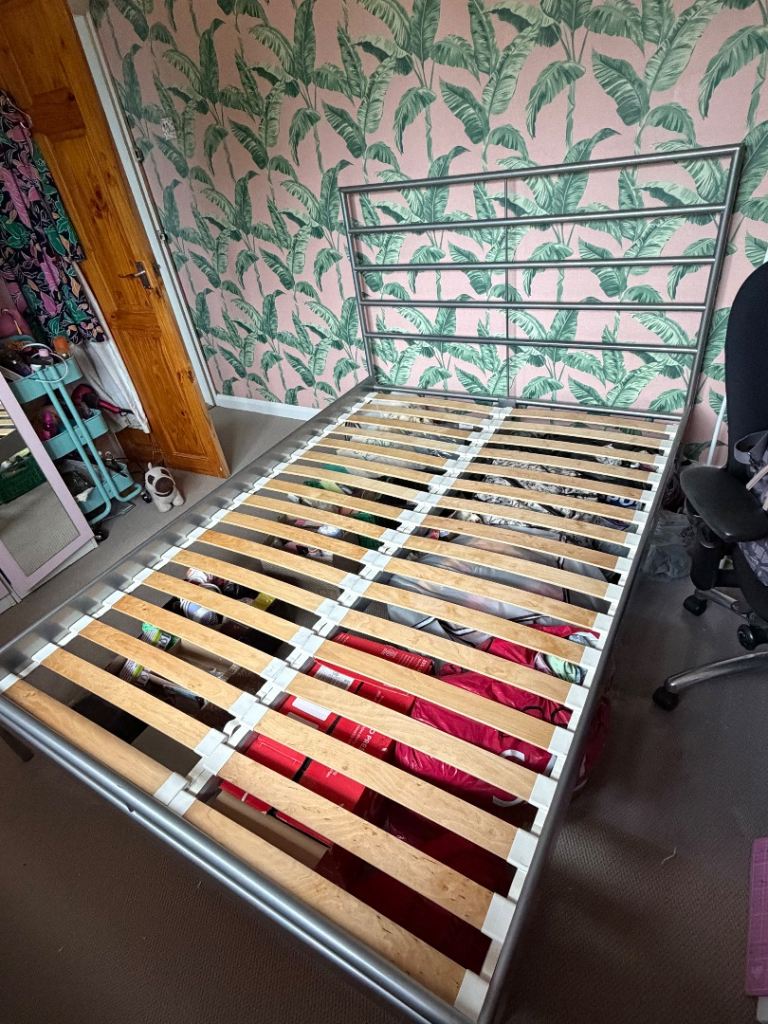 Metal double bed frame