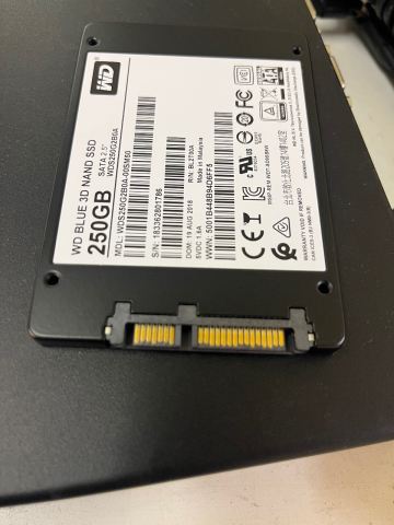 WD Blue 250GB 3D NAND SATA SSD - Good Condition, £20.00 for Sale