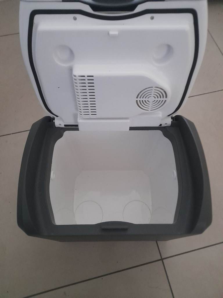 Halfords 12V Electric Cool Box / Warmer (40W) - Grey