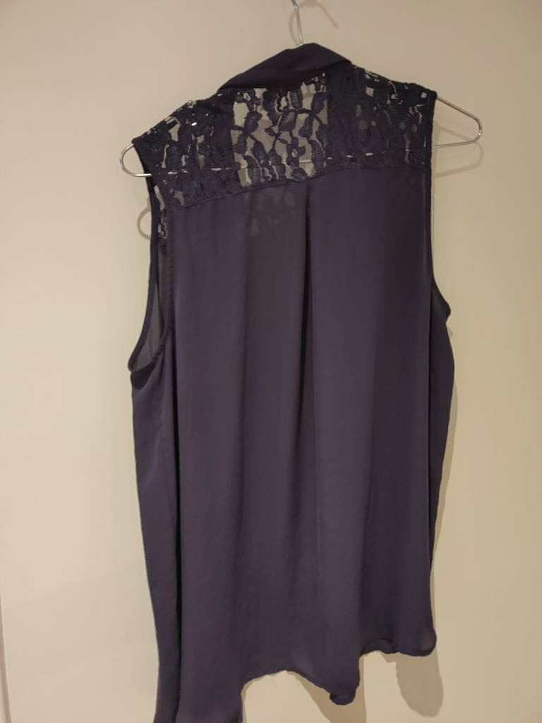 Divided navy blue blouse - EUR 14