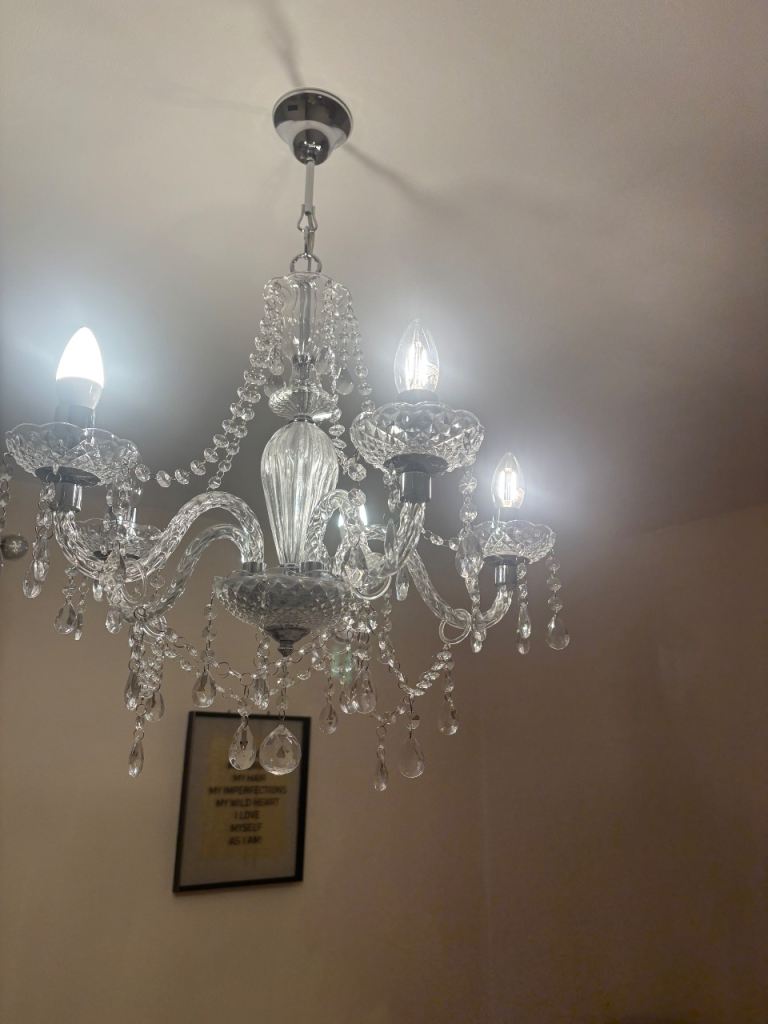 Clear Glass Chandelier 5-Arm small damage