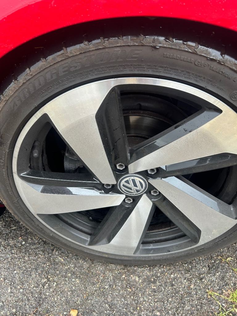 18 VW GOLF MILTON KEYNES WHEELS