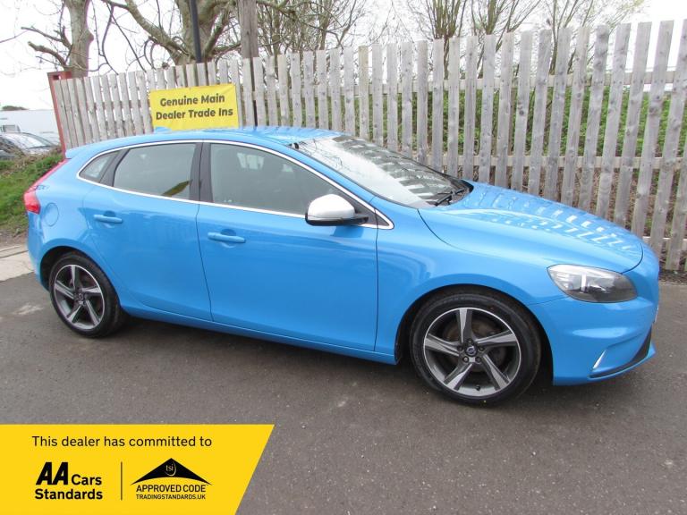 2013 Volvo V40 D2 R DESIGN 5dr HATCHBACK Diesel Manual