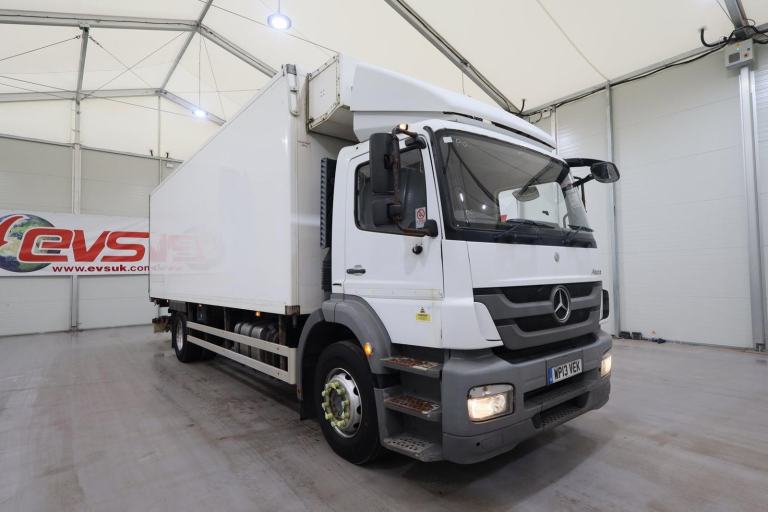 2013 (13 PLATE) Mercedes Benz Axor 1824 4x2 Euro 6 Refrigerated