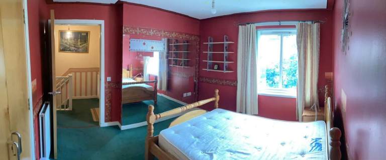 Sharing room