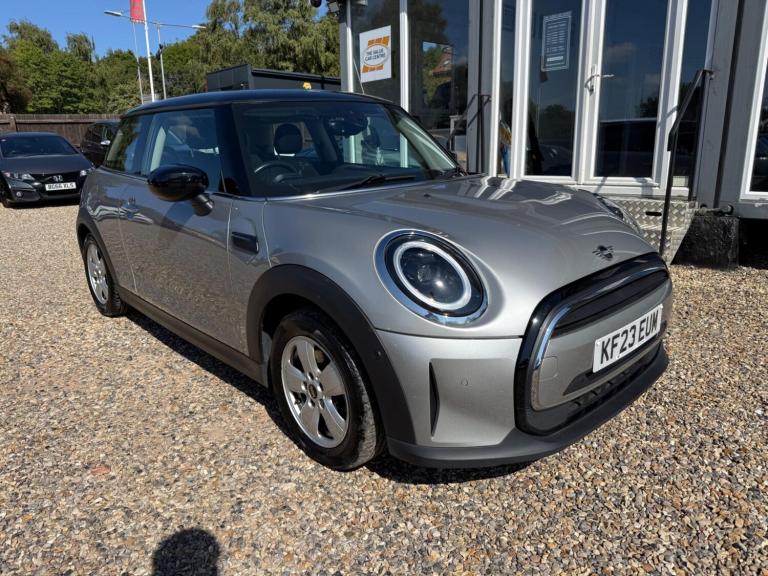 2023 MINI Hatch 1.5 Cooper Classic Steptronic Euro 6 (s/s) 3dr HATCHBACK Petrol Automatic