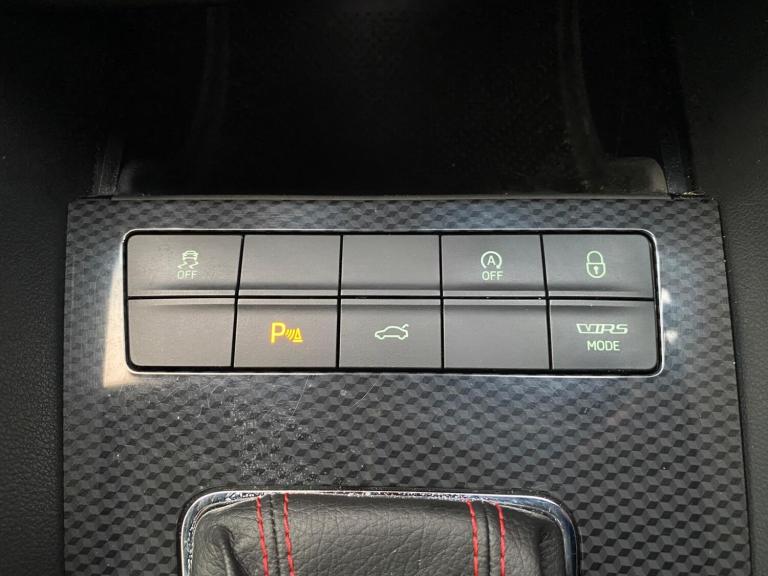 2016 Skoda Octavia 2.0 TDI vRS DSG 4WD Euro 6 (s/s) 5dr ESTATE Diesel Automatic