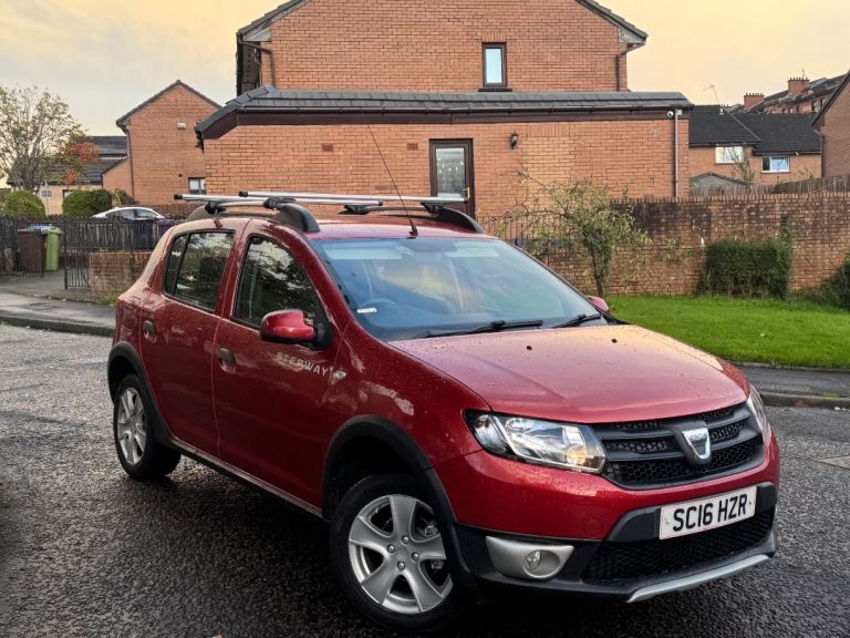 Dacia, SANDERO STEPWAY,Fresh YearsMOT, 2016, Manual, 1461 (cc), 5 doors