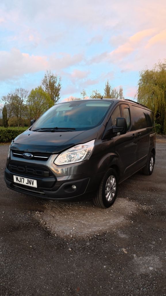 Ford Transit Custom Magnetic Grey