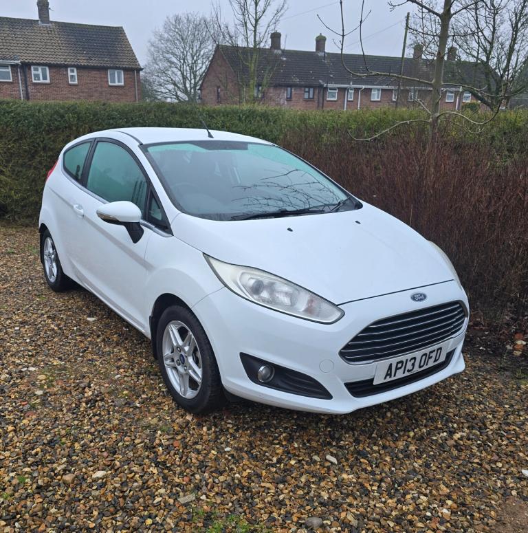 2013 Ford Fiesta 1.25 82 Zetec 3dr HATCHBACK Petrol Manual