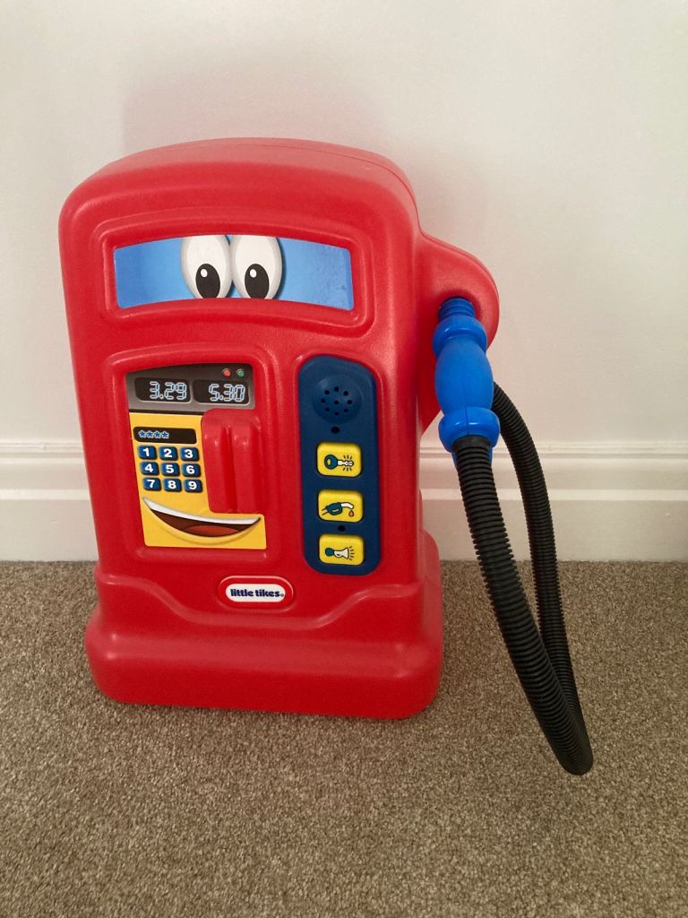 Little Tykes petrol pump