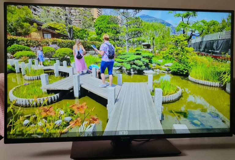 UltraHD 4K Smart 43inch Panasonic HDR Tv 