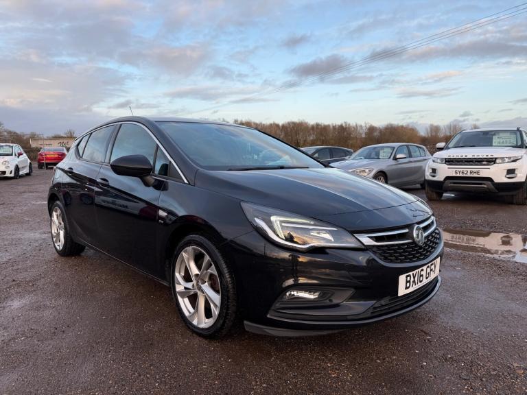 2016 Vauxhall Astra 1.6 CDTi 16V 136 SRi 5dr HATCHBACK Diesel Manual