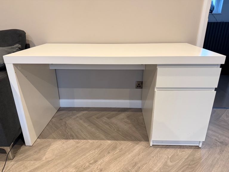 IKEA Malm Office desk