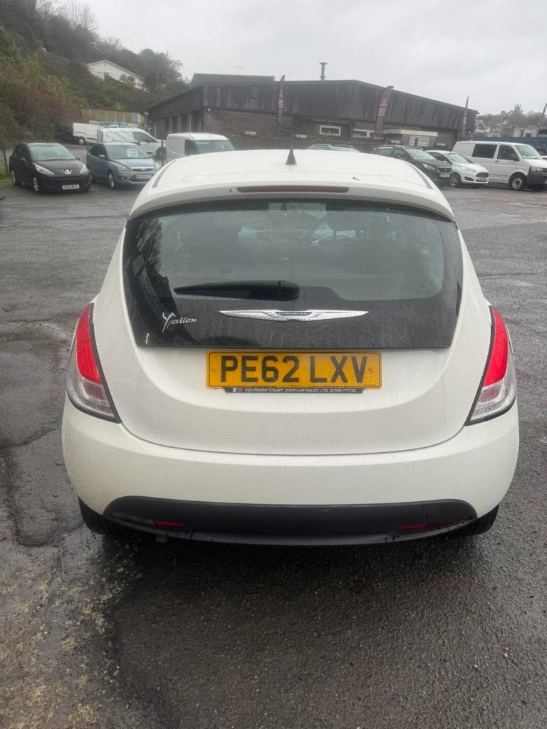 2012 Chrysler Ypsilon 1.2 S 5dr HATCHBACK Petrol Manual