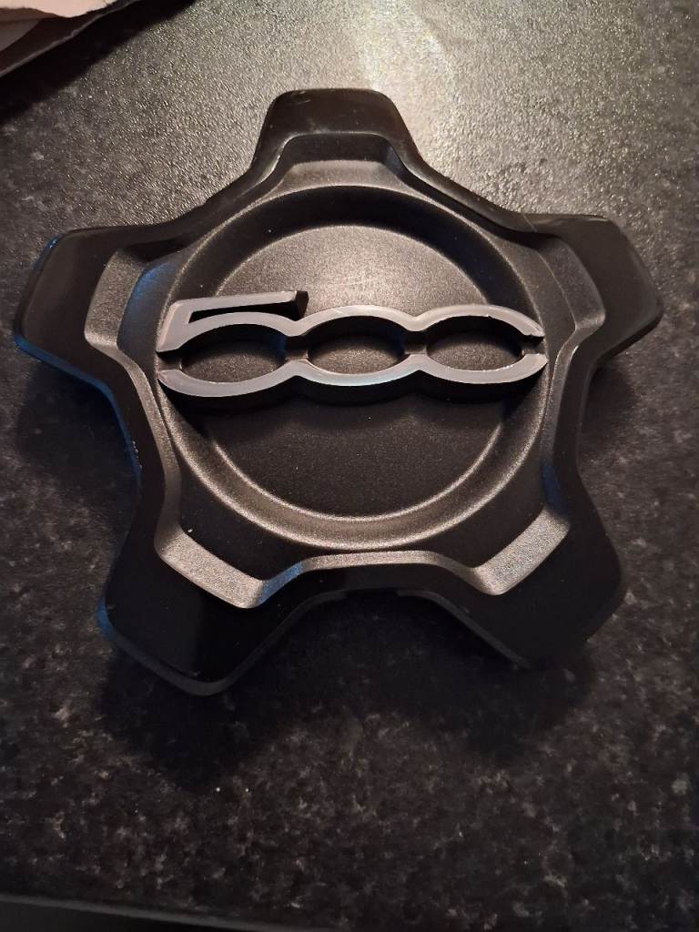 Fiat 500x Hub cap trim 