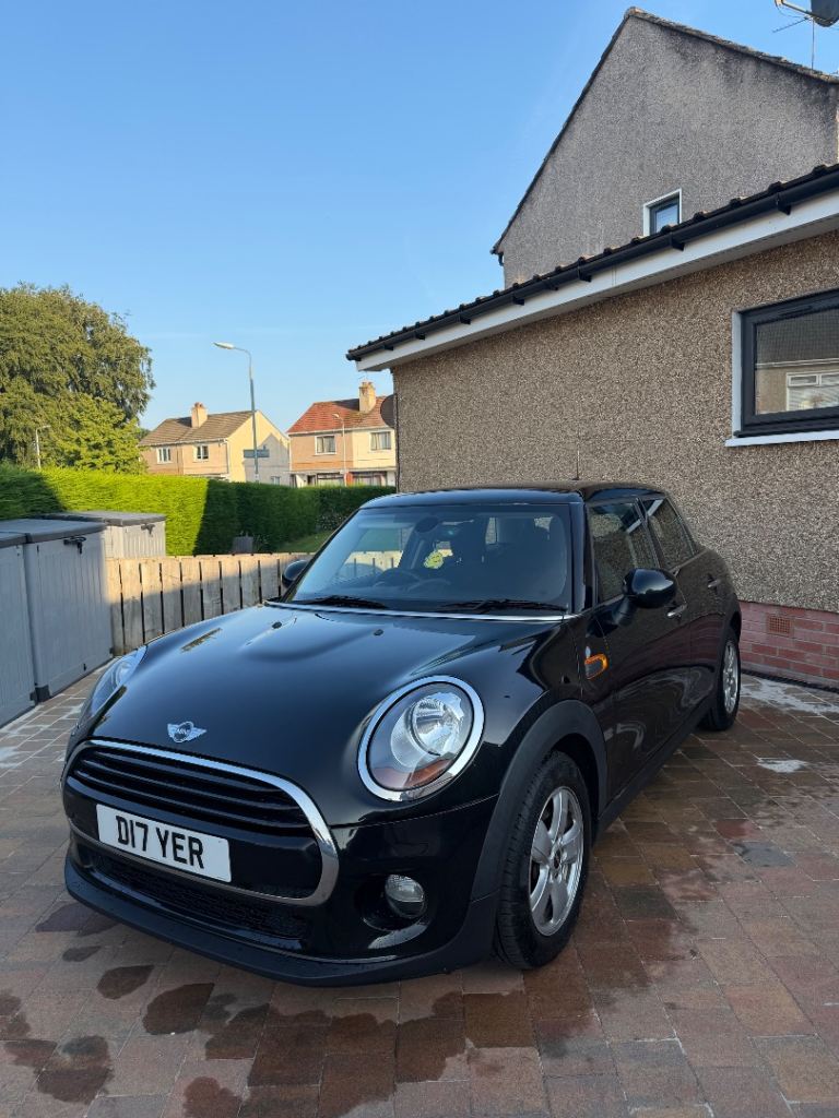 2016 MINI Cooper 1.5 D Hatch 5dr Euro 6 (s/s) – Black, FSH, £20 Road Tax! (Drives Well / EML On)