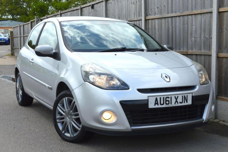 2011 Renault Clio 1.2 Dynamique TomTom Euro 5 3dr HATCHBACK Petrol Manual