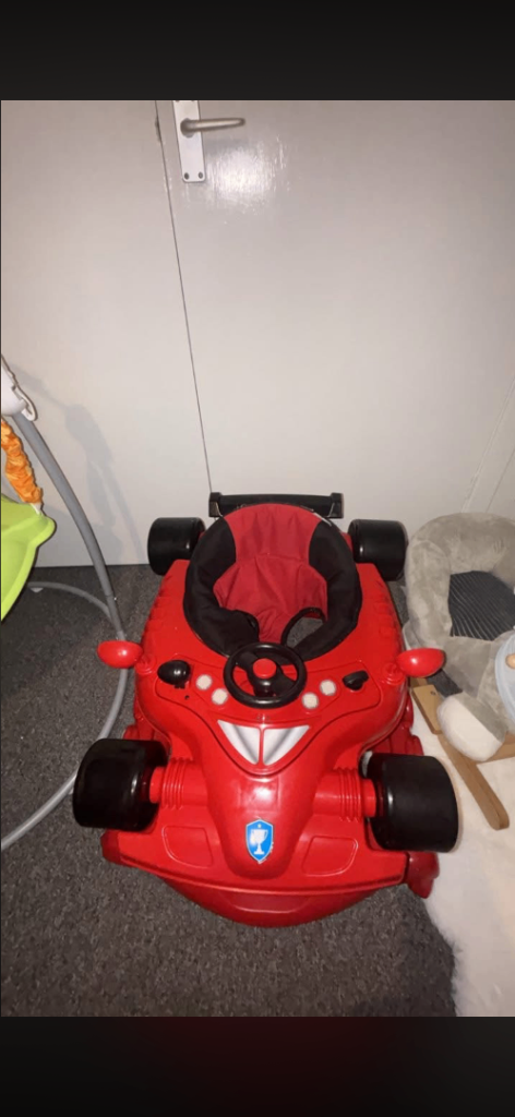 Baby walker height adjustable 