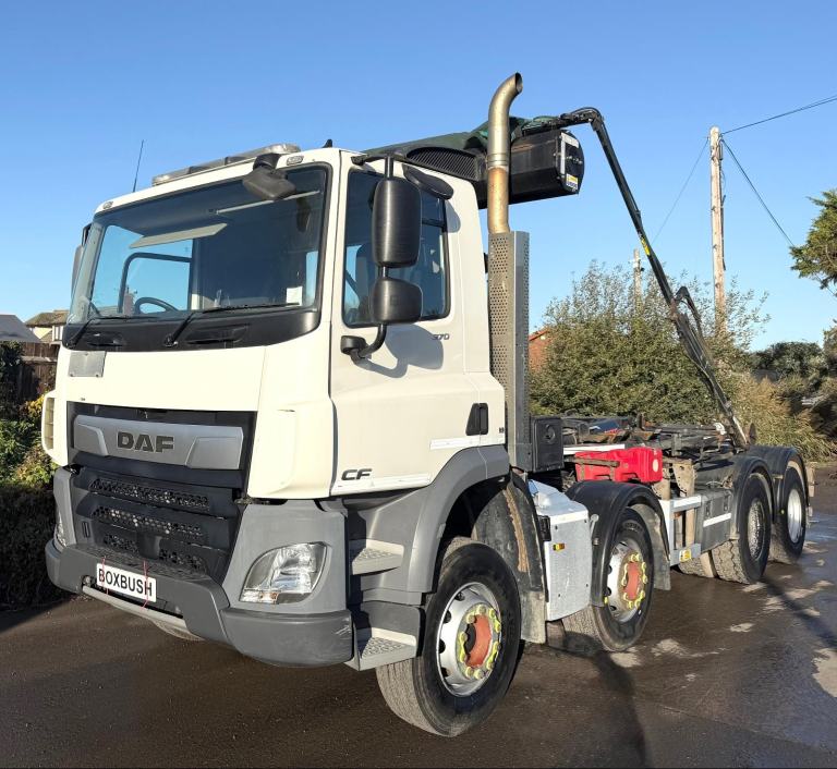 2019 DAF CF85.370 8X4 HIAB XR26T HOOKLOADER 86,000 MILES 32 TON AIR-CON EURO-6