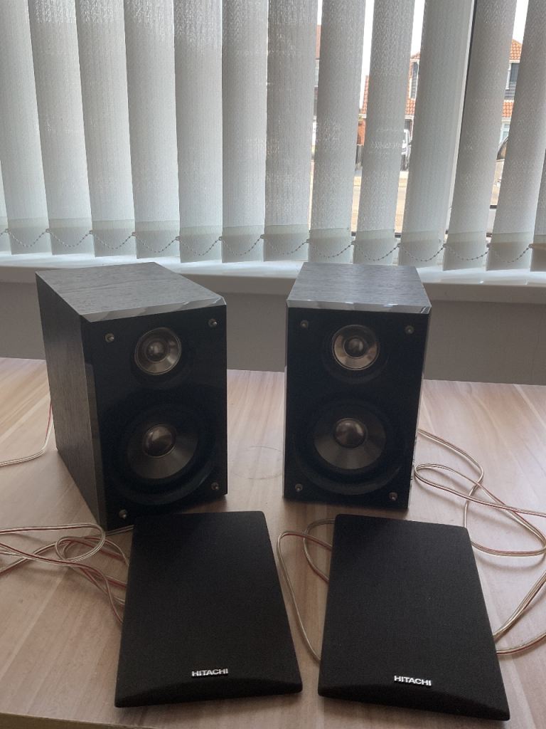 Hitachi Speakers with Grilles – Good Condition
