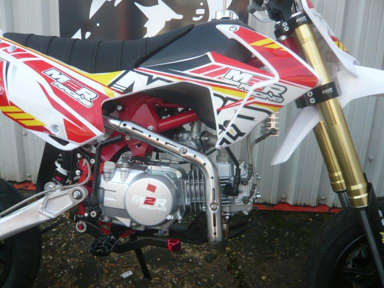 M2R 140 SUPERMOTO OFF ROAD PIT BIKE KIDS MX DIRT TRACK RACE SPORTS R STOMP 125 S