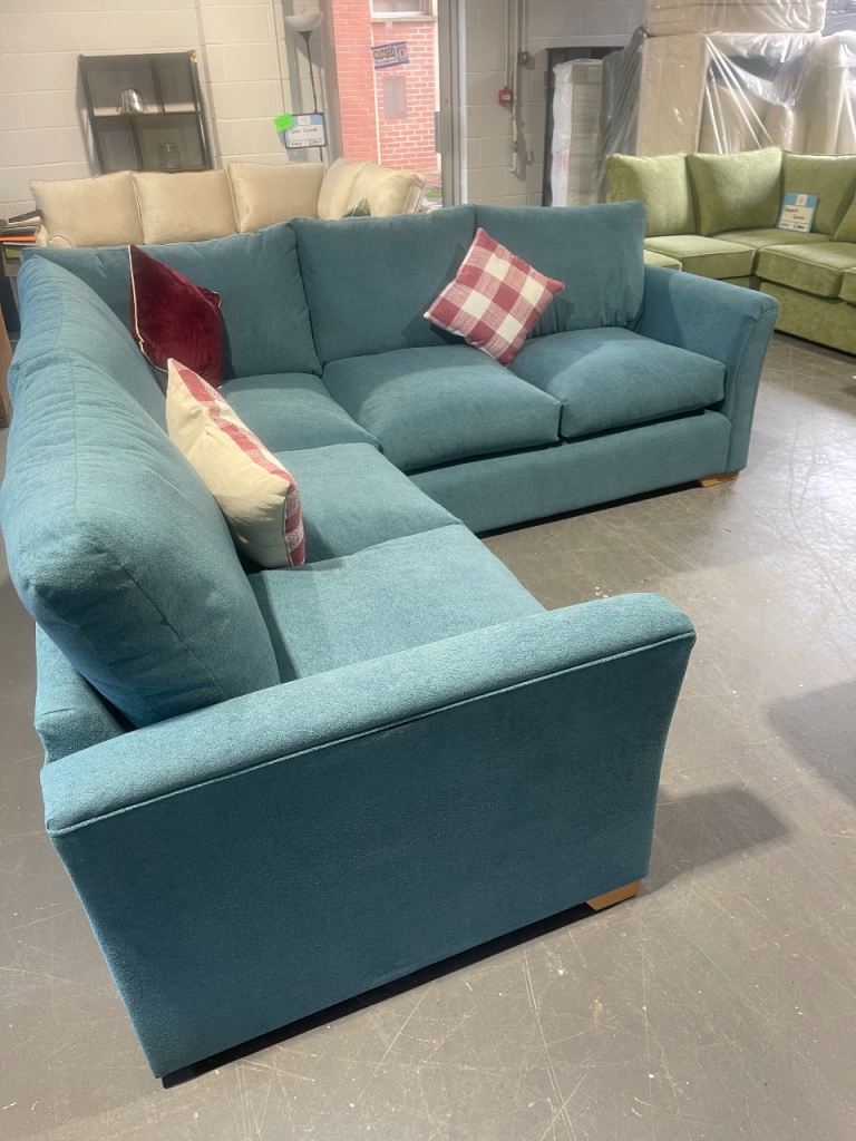 Corner Sofa - CAN DELIVER 