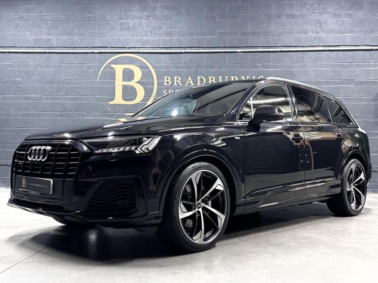 AUDI Q7 3.0 TFSI V6 55 Black Edition 2021
